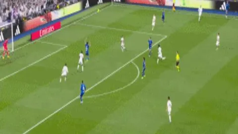 大乐透期号专家质合推荐：攻防战两日9胜7解析