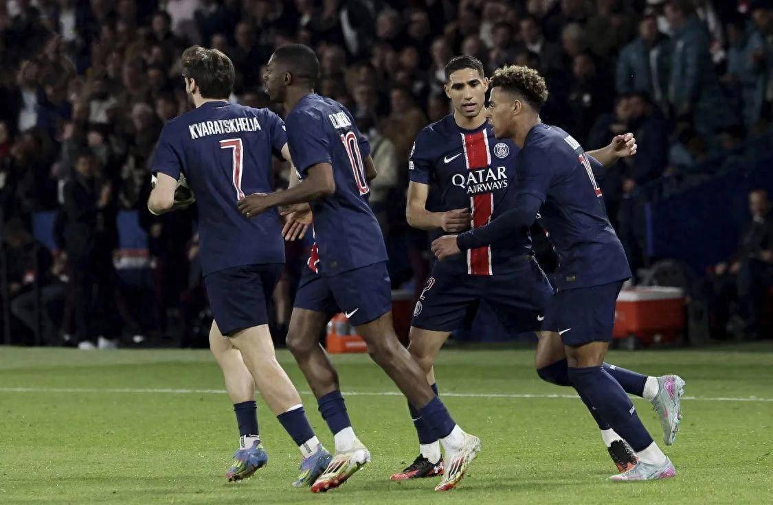 夏普、西蒙斯联手，开拓者以36+8和24分优势击败奇才